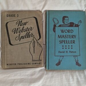Vintage Spelling Books Set